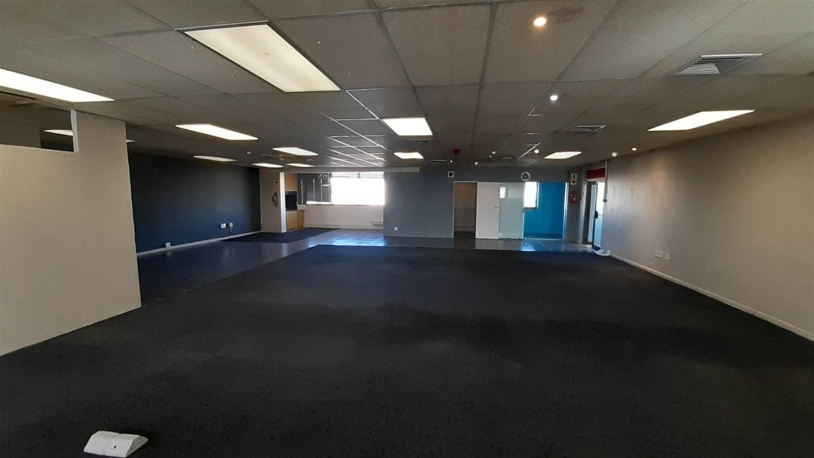 273  m² Commercial space in Bellville Central photo number 9