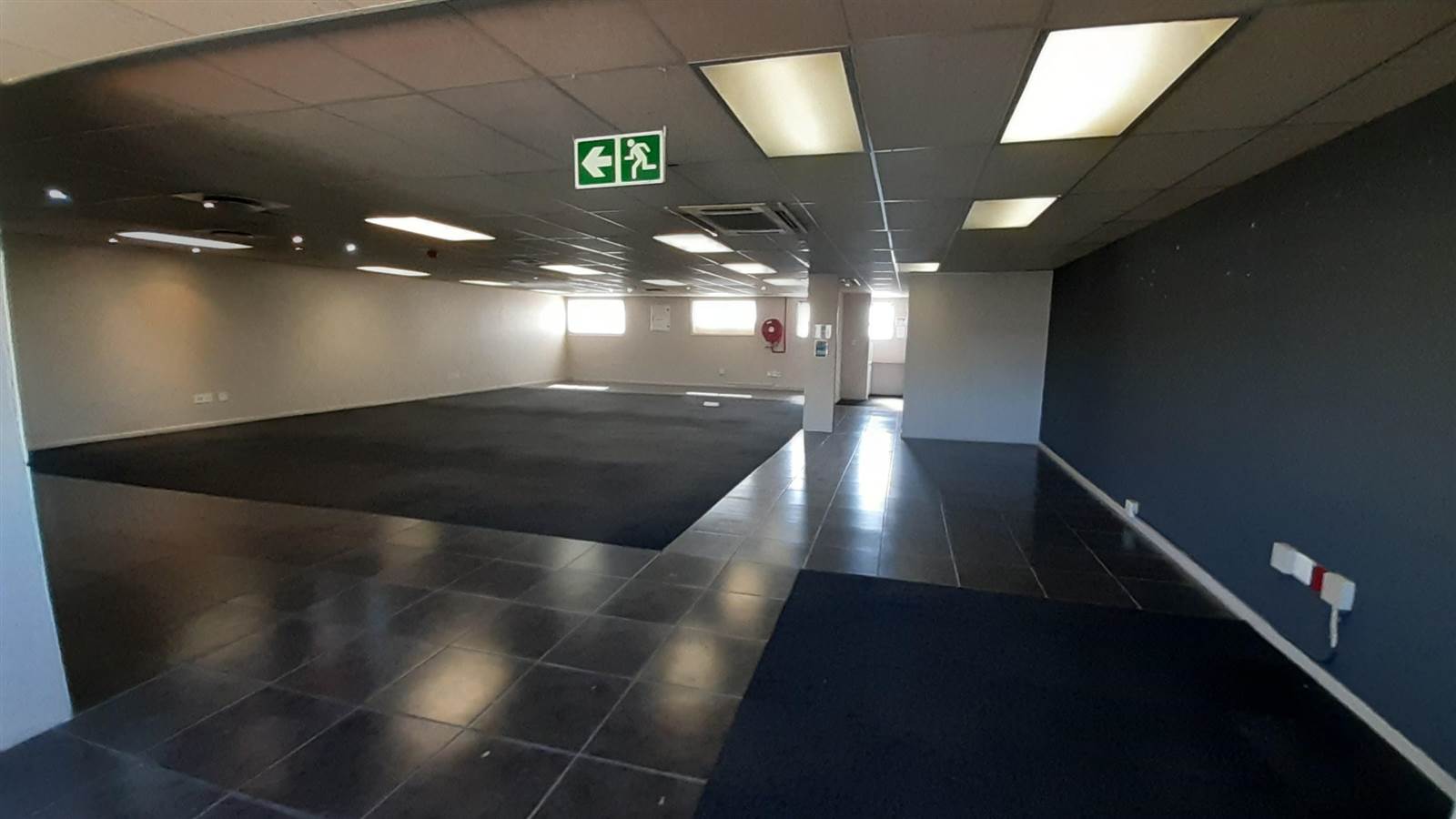 273  m² Commercial space in Bellville Central photo number 13