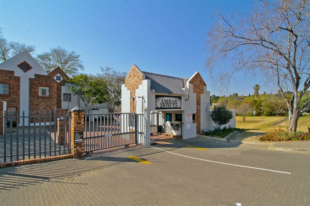 3 Bed Townhouse in Witkoppen photo number 22