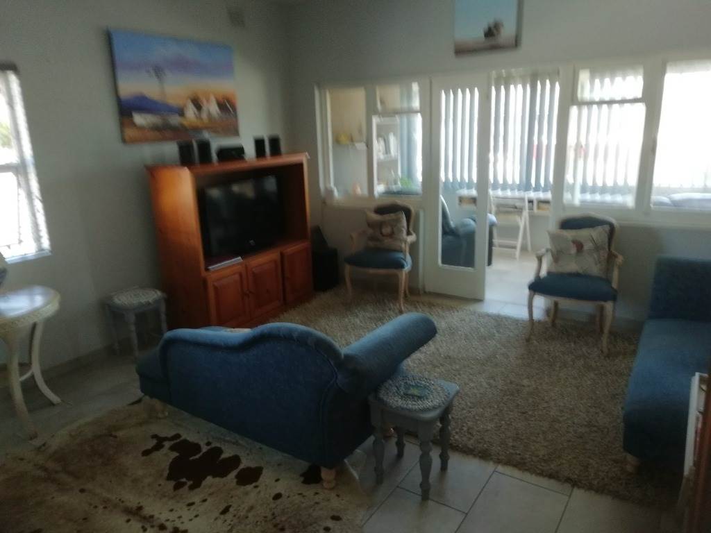 2 Bed Apartment in Warner Beach photo number 5