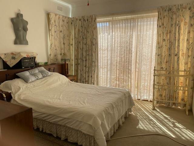 3 Bed House in Greenways Golf Estate photo number 14