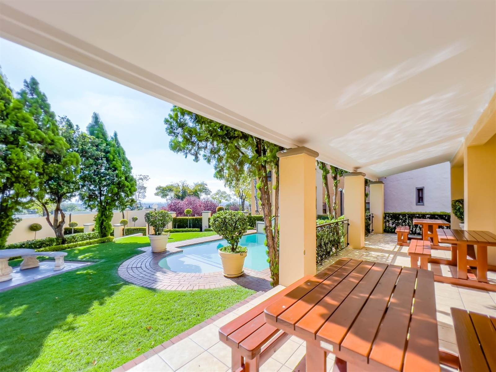 2 Bed Apartment in Lonehill photo number 29