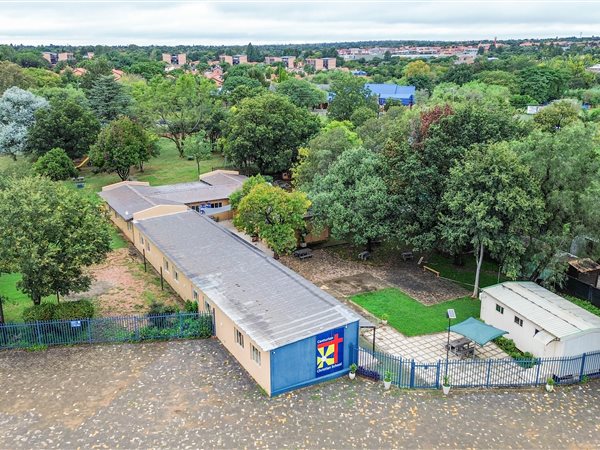 620 m² Commercial space 620 m² Commercial space