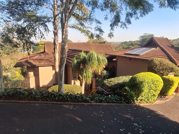 3 Bedroom Townhouse 3 Bedroom Townhouse