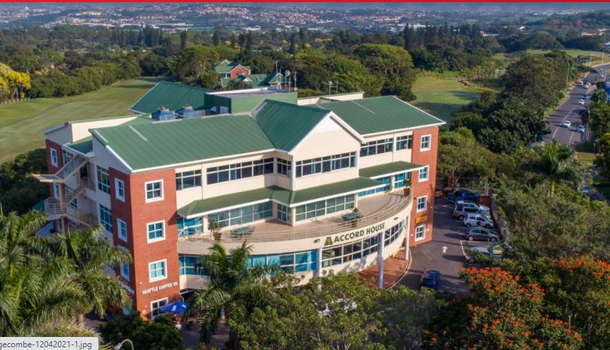 179  m² Office Space in Mt Edgecombe Estate 1 & 2 photo number 2