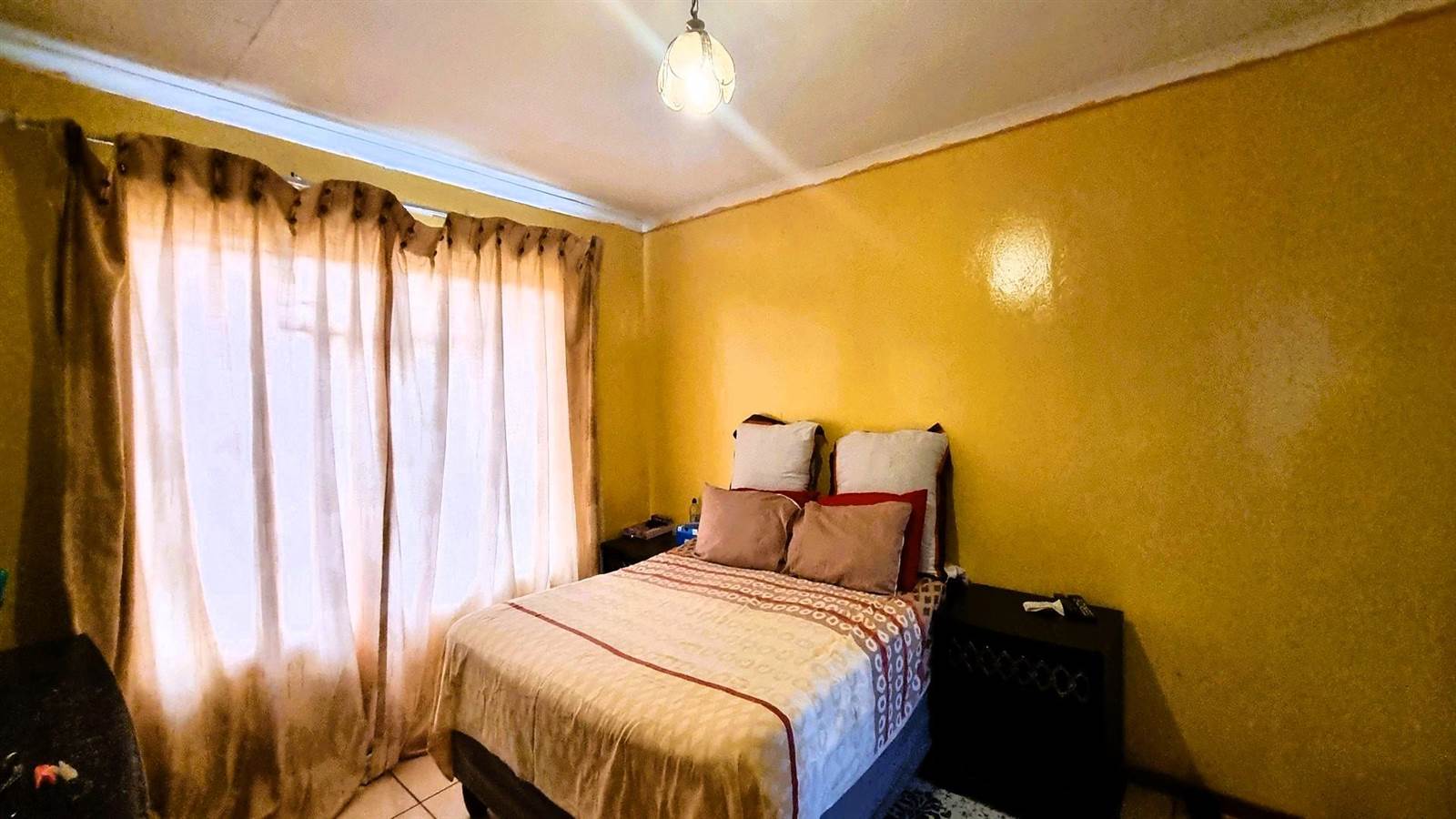 3 Bed House in Mmabatho unit 10 photo number 5