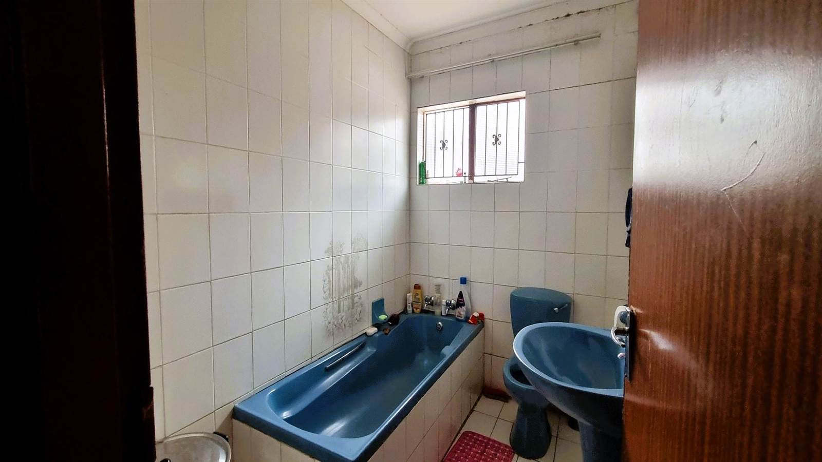3 Bed House in Mmabatho unit 10 photo number 2