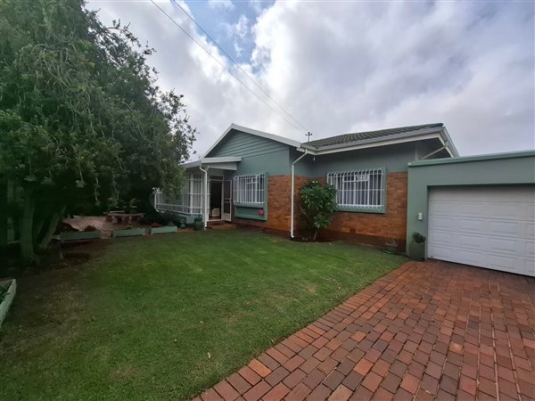 3 Bedroom House 3 Bedroom House