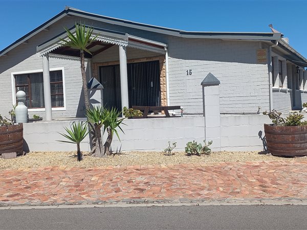 2 Bed House in Yzerfontein