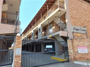 2 Bed Apartment in Kempton Park Central