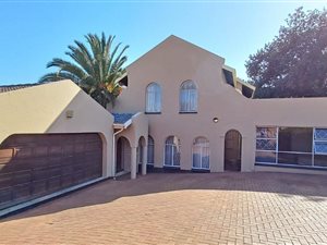 5 Bed House in Sunnyrock