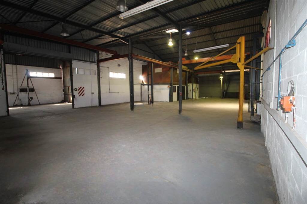 600  m² Industrial space in Vredenburg photo number 8