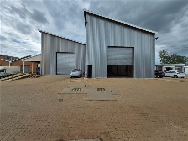 513  m² Industrial space