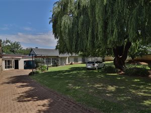 3 Bed House in Lambton Gardens