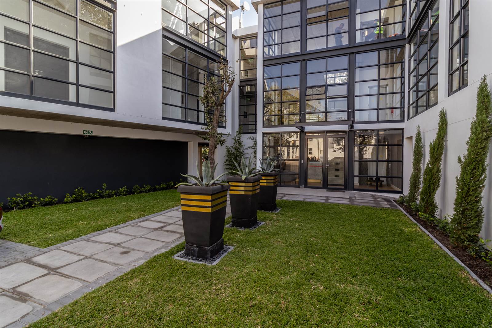 34.6  m² Commercial space in Stellenbosch Central photo number 19
