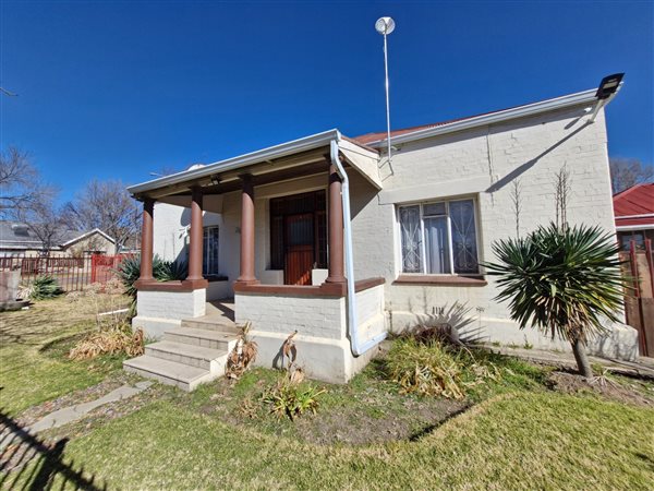 3 Bedroom House 3 Bedroom House
