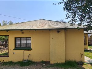 3 Bed House in Glencoe