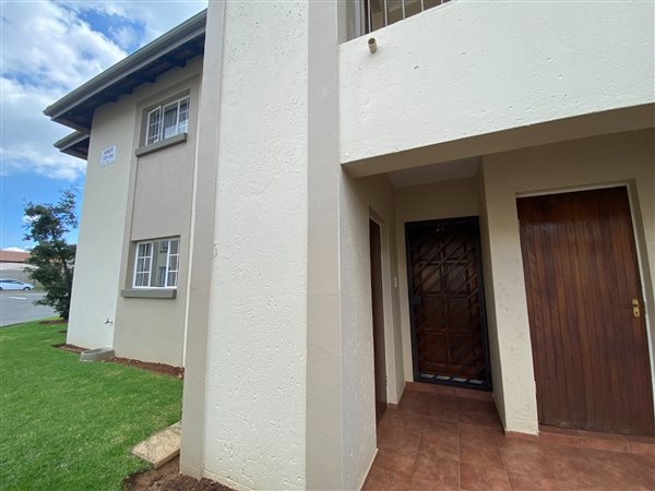 2 Bed Townhouse in Rynfield
