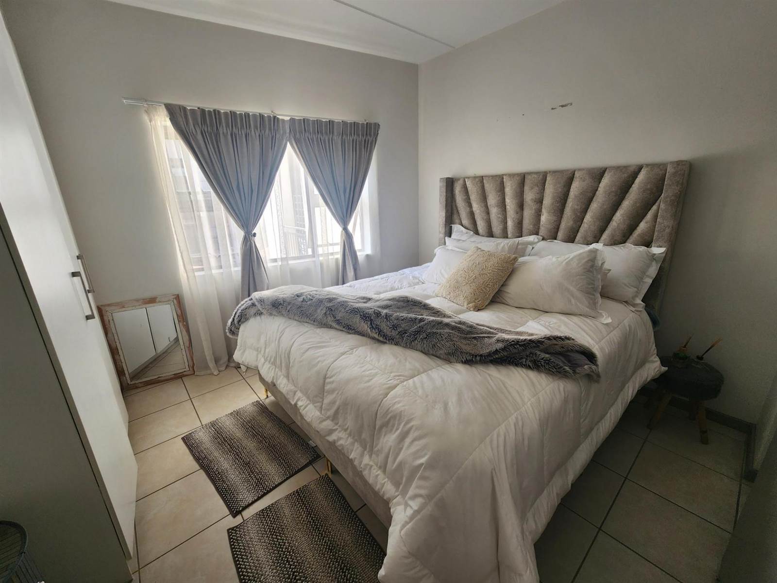 2 Bed Apartment in Elarduspark photo number 8