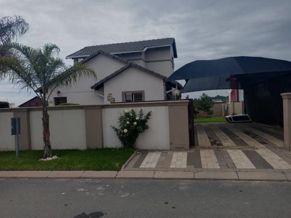 3 Bedroom House 3 Bedroom House