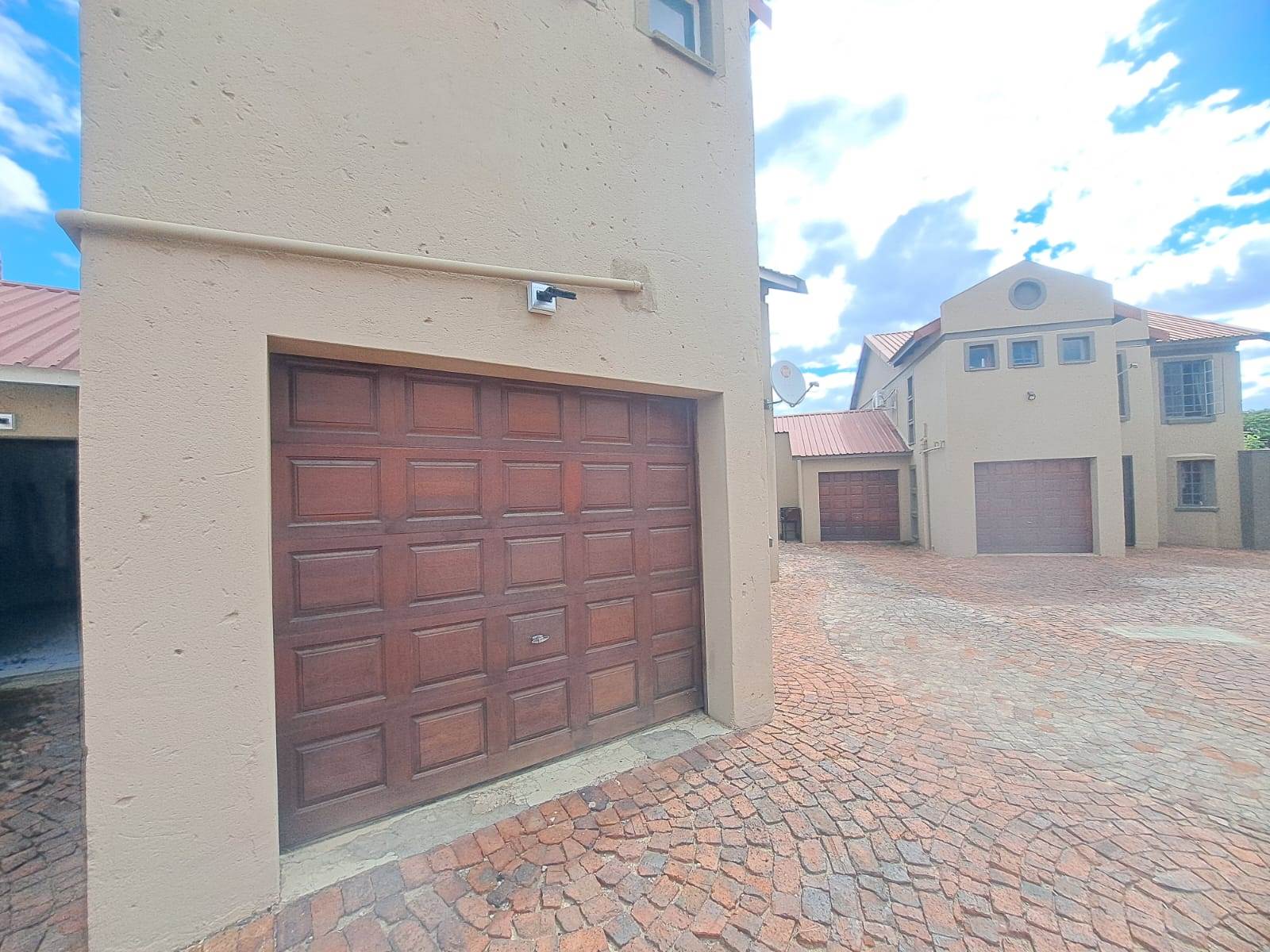 3 Bed Townhouse in Bo Dorp photo number 18