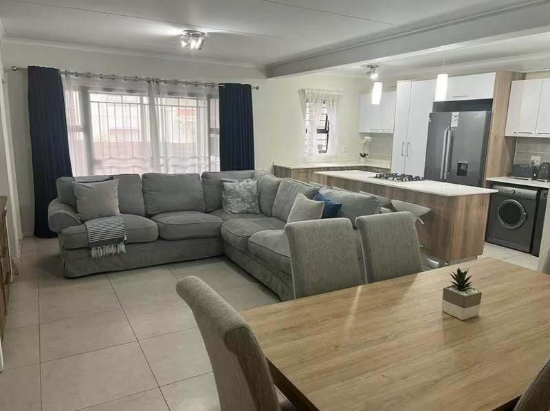 3 Bed Apartment in Modderfontein photo number 5
