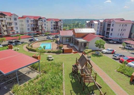 3 Bed Apartment in Modderfontein photo number 16