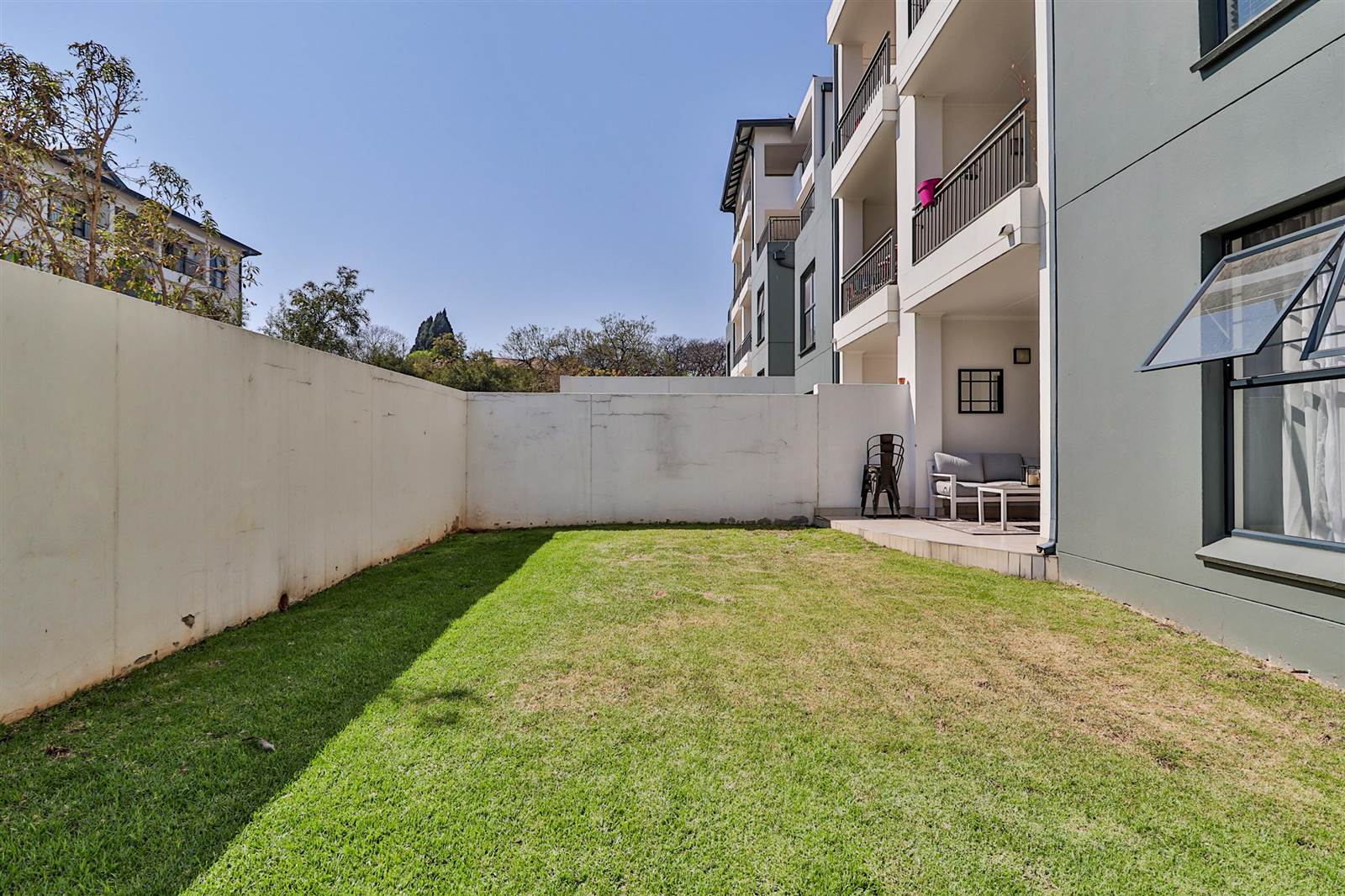 3 Bed Apartment in Modderfontein photo number 27