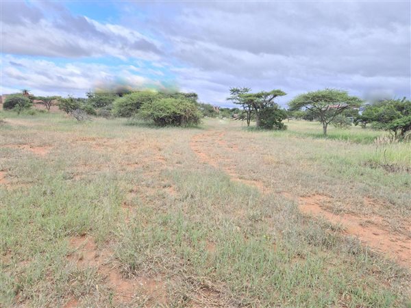 1700 m² Land available in The Aloes Lifestyle Estate