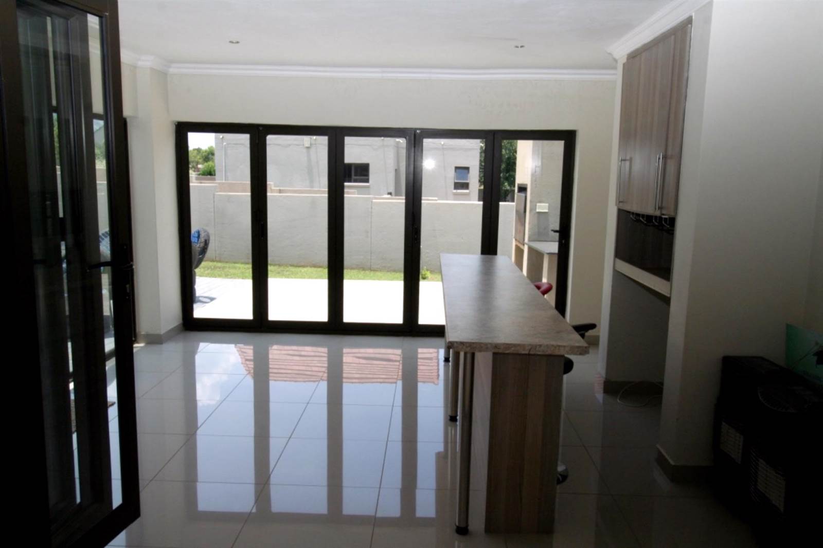 3 Bed House in Leloko photo number 5