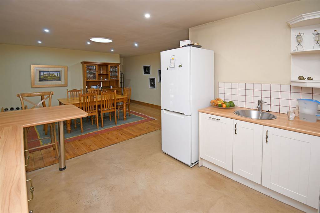 3 Bed House in Thornhill Estate photo number 9
