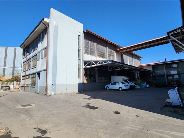 1 130  m² Industrial space