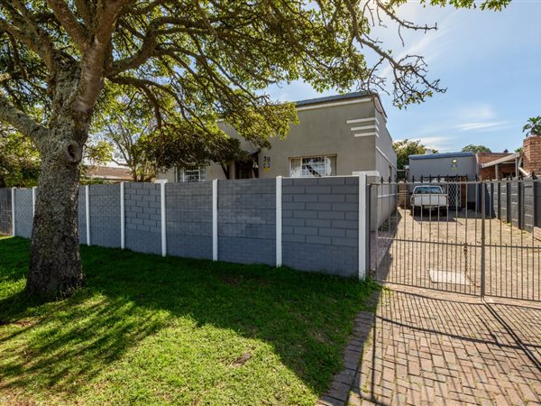 3 Bedroom House 3 Bedroom House