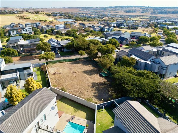 826 m² Land 826 m² Land
