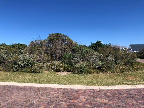 1151 m² Land available in St Francis Links