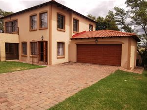 3 Bed House in Country View