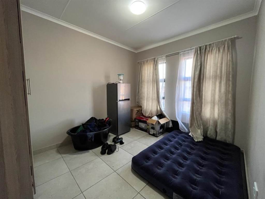 3 Bed House in Witbank Central photo number 14