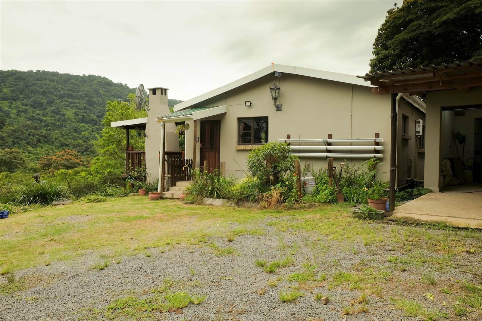 2 Bed House in Port St Johns photo number 10
