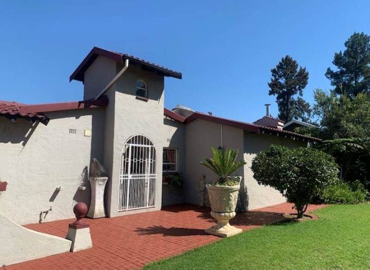 4 Bed House for sale in Brackendowns T4623776 Private Property