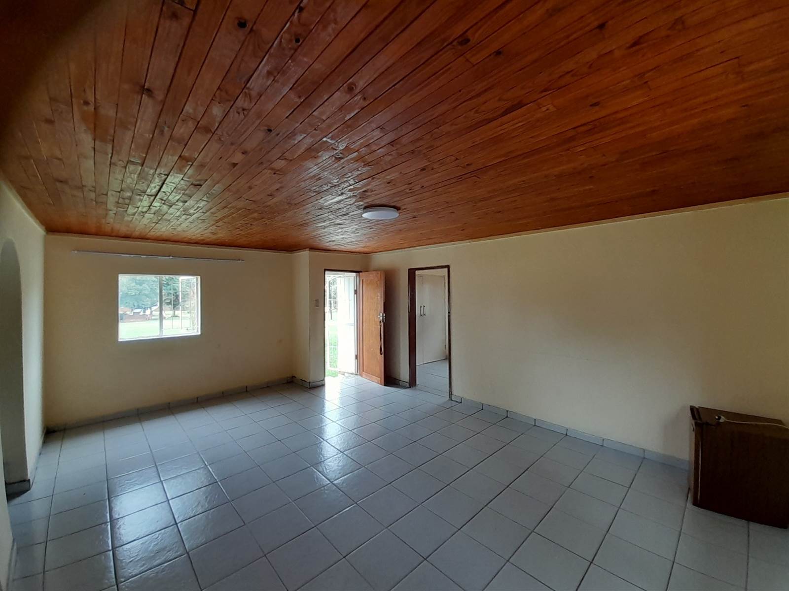 Studio apartment in Rietfontein AH photo number 4
