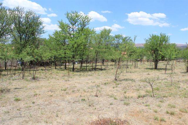960 m² Land available in Buffelspoort photo number 11