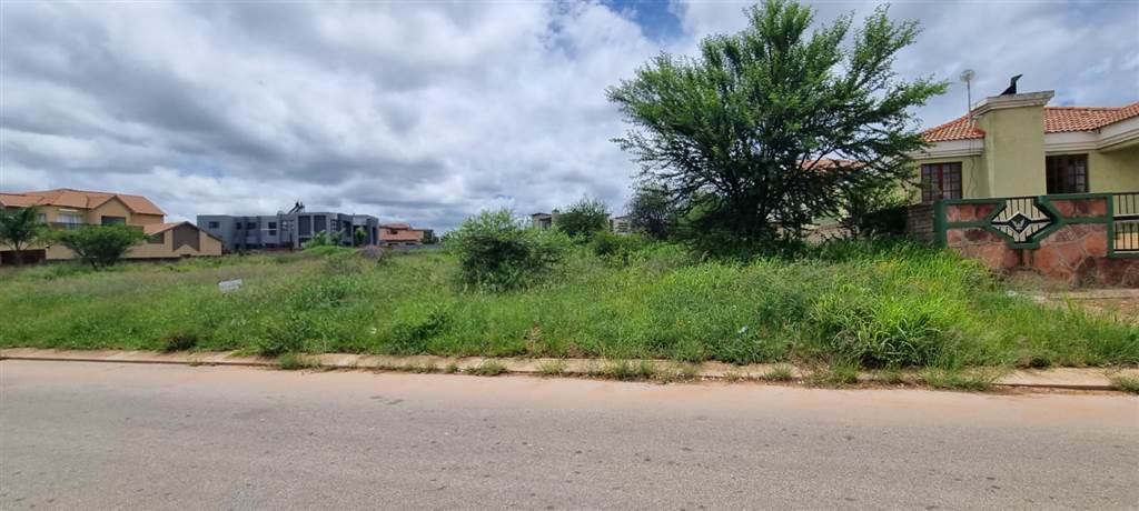 600 m² Land available in Serala View photo number 7