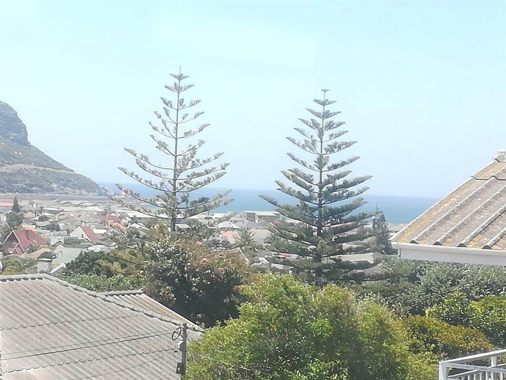 3 Bed House in Fish Hoek photo number 1