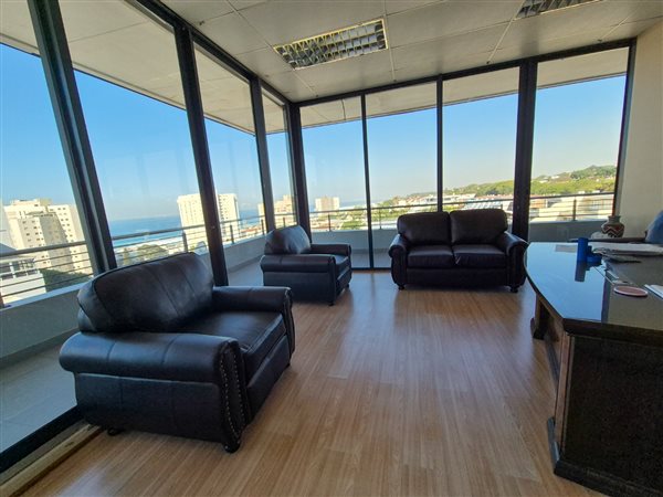 170  m² Office Space