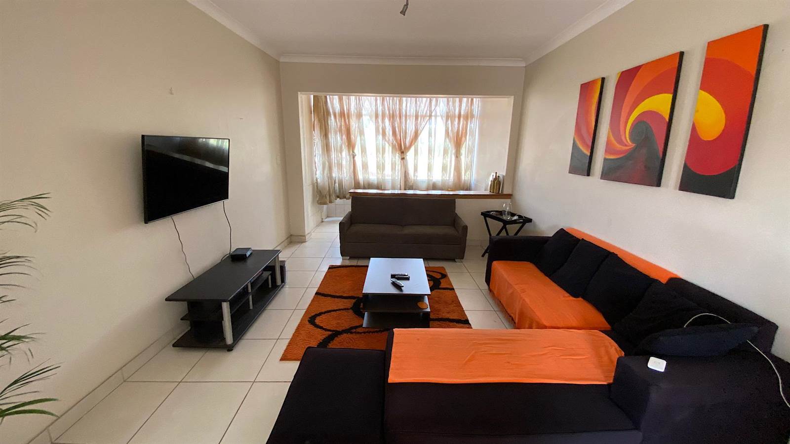 1 Bed Apartment in Carletonville photo number 1