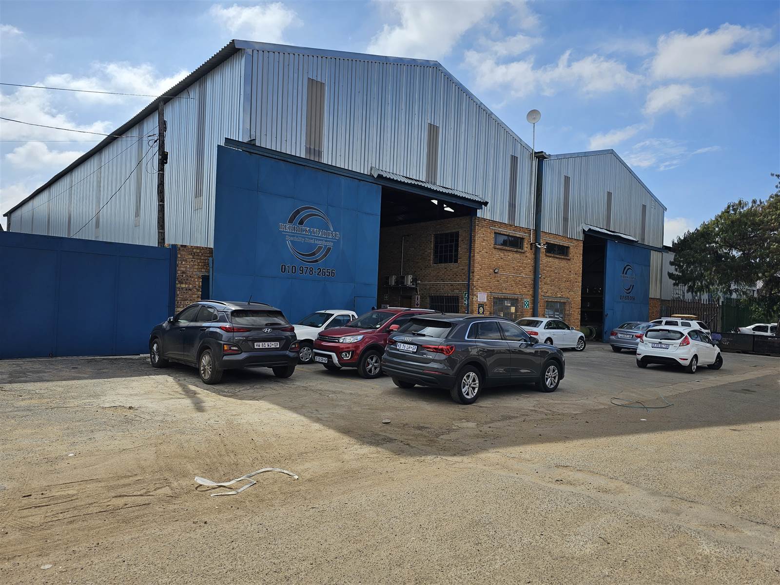 1800  m² Industrial space in Germiston South photo number 1