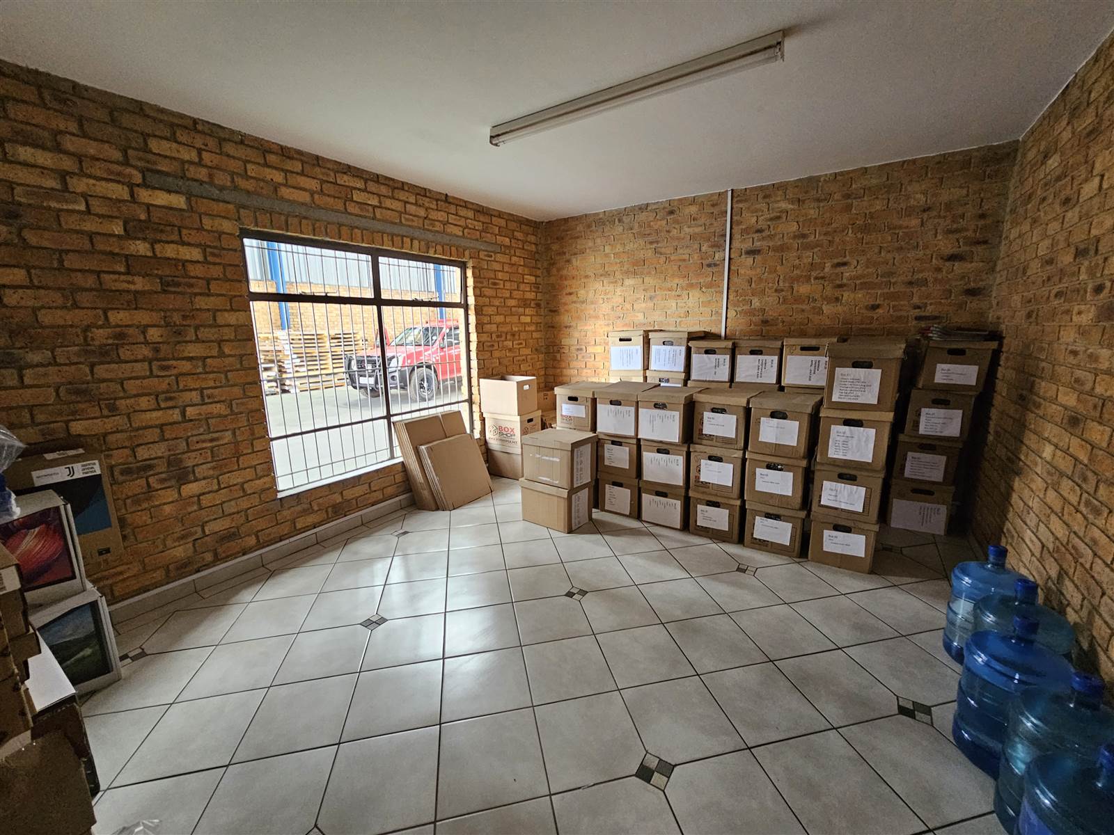 1800  m² Industrial space in Germiston South photo number 10