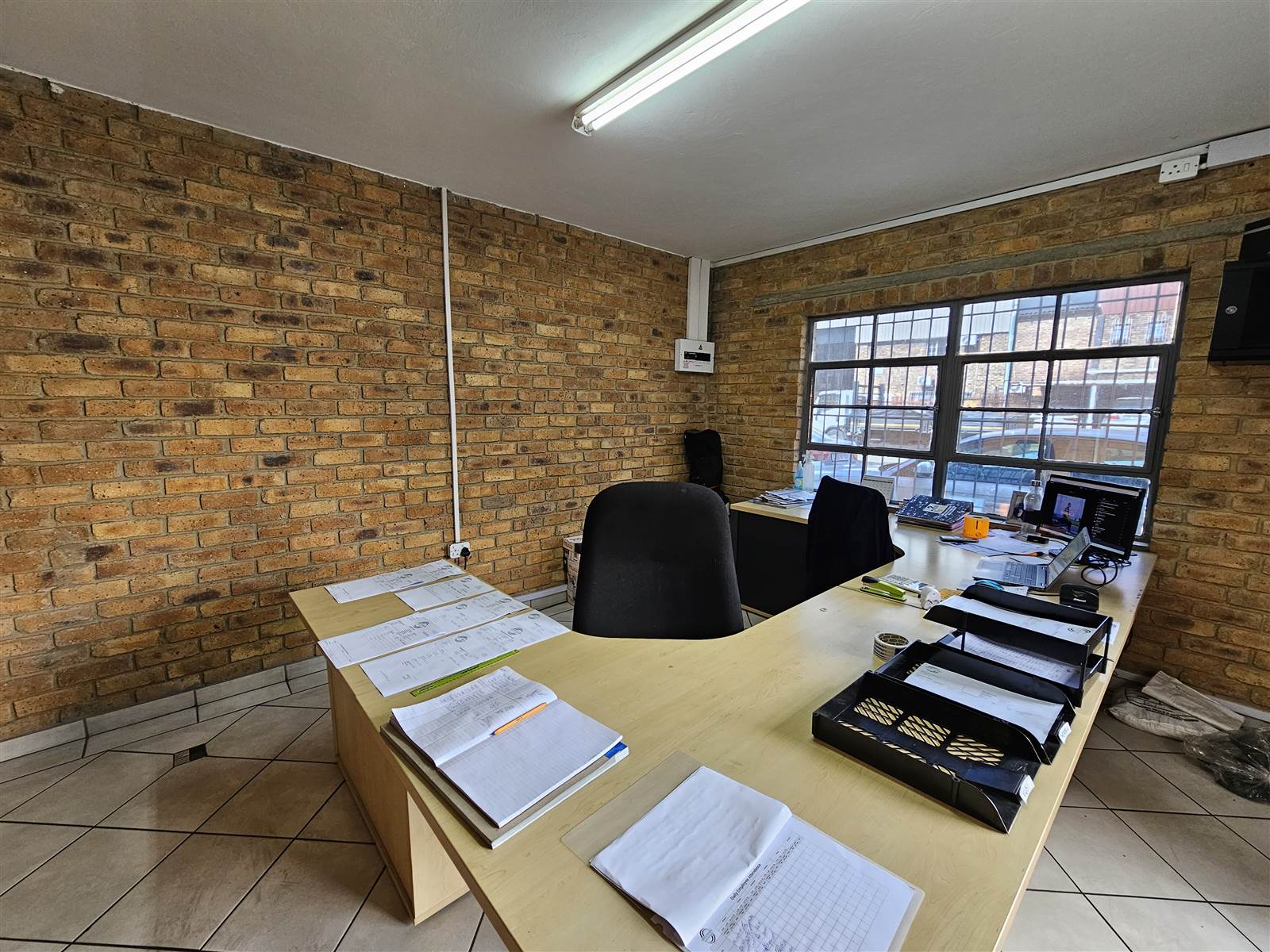 1800  m² Industrial space in Germiston South photo number 9