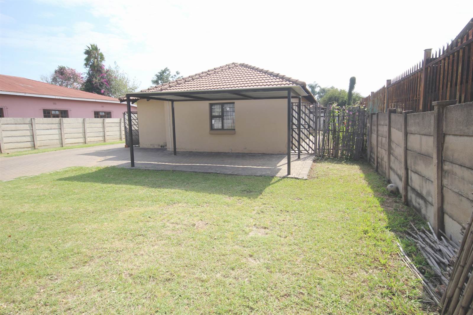 3 Bed House in Booysens photo number 1
