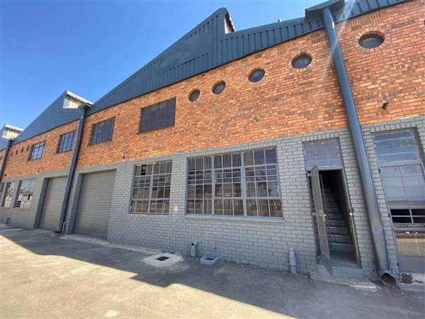 400  m² Industrial space